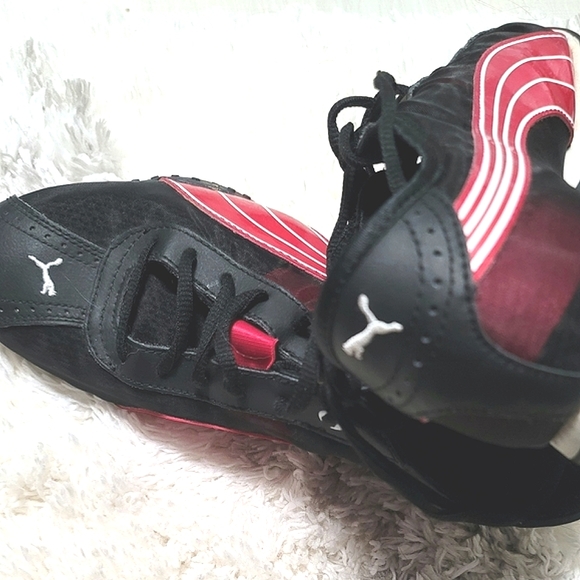 PUMA Men's Red and Black Cross-Training Shoes Size 8.5 - Picture 9 of 11